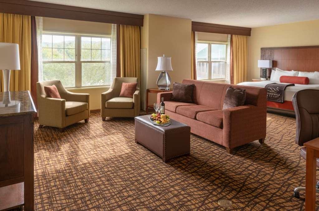 Stonewall Resort Roanoke 部屋 写真